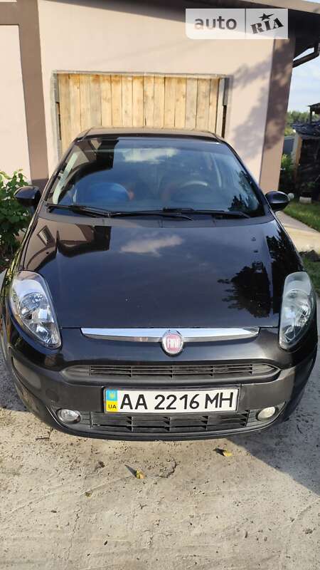 2011 fiat grande punto