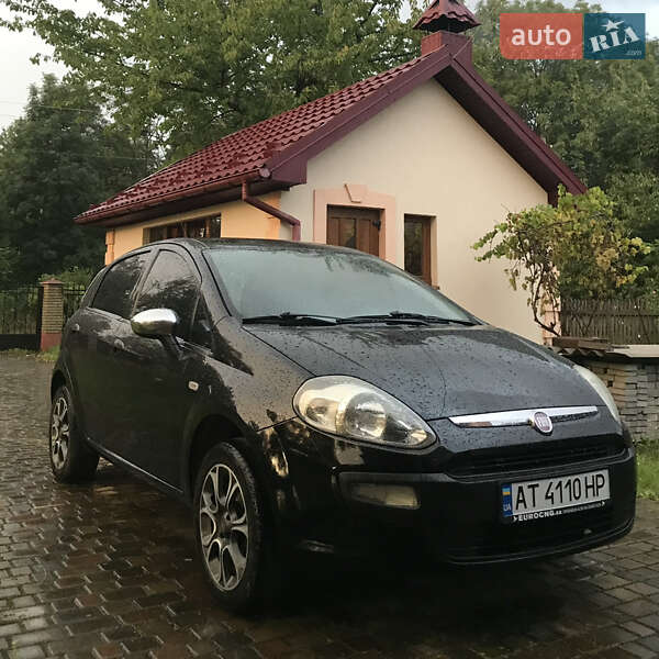 2011 fiat punto