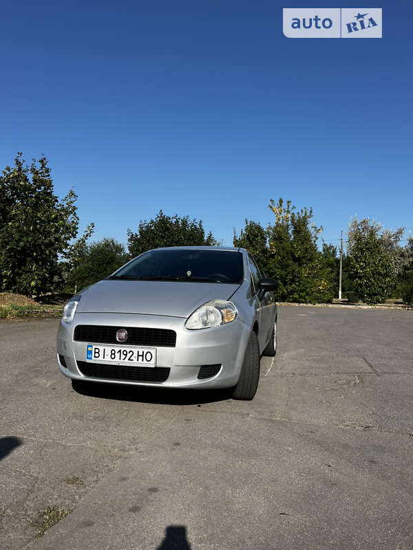 2011 fiat punto