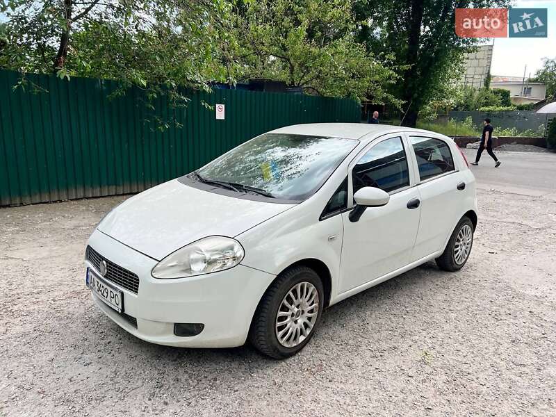 2011 fiat grande punto