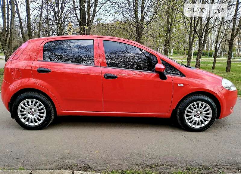 2011 fiat grande punto
