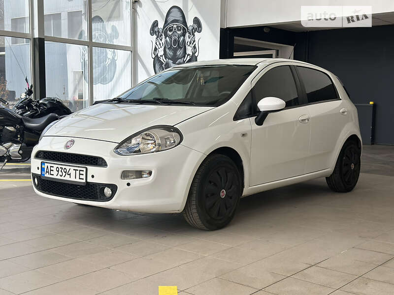 2012 fiat grande punto