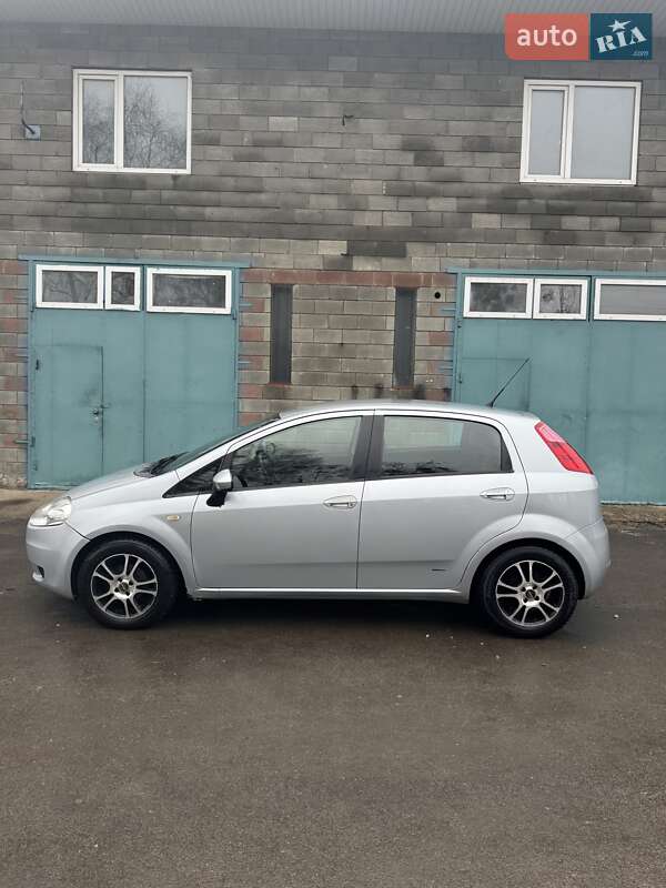 2008 fiat punto