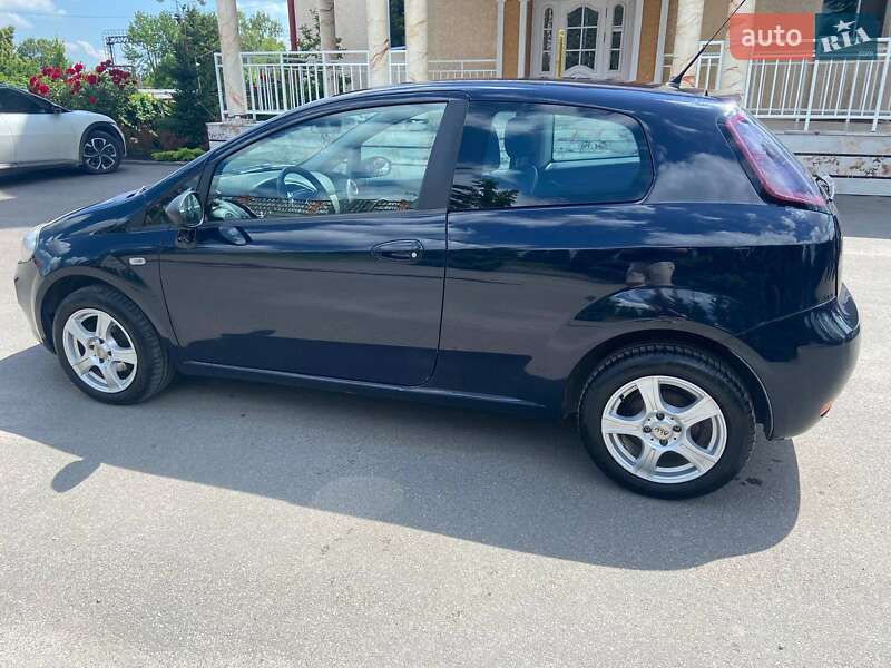 2013 fiat punto