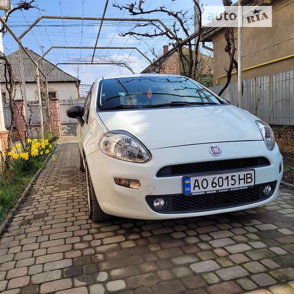 2014 fiat punto