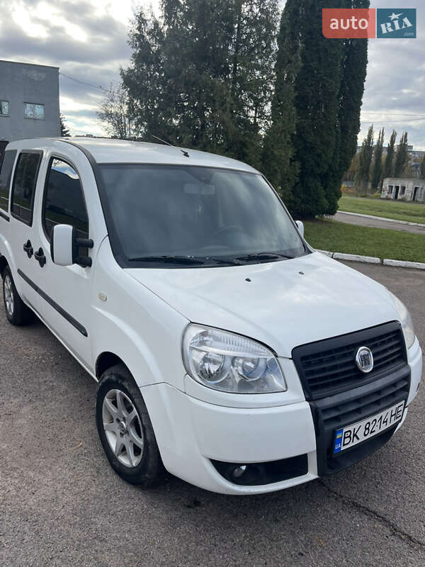 2005 fiat doblo