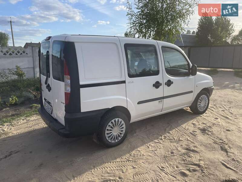 2005 fiat doblo