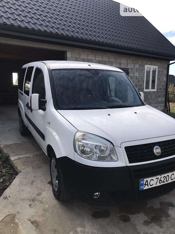 2005 fiat doblo