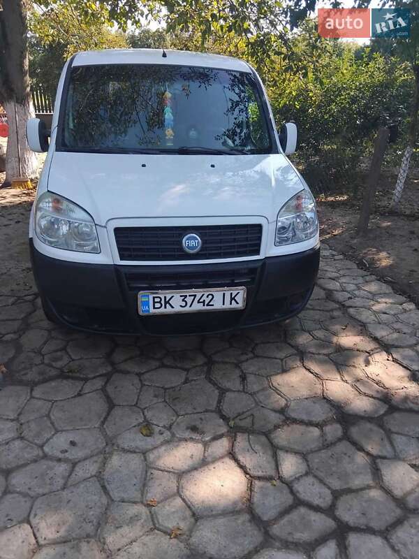 2005 fiat doblo
