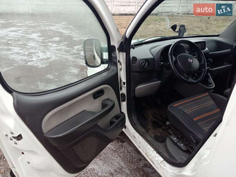 2008 fiat doblo