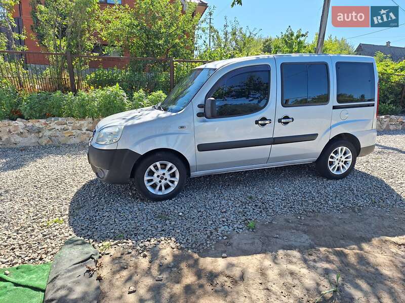 2008 fiat doblo