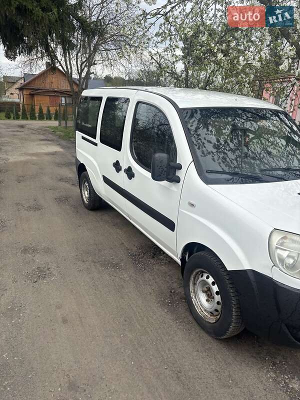 2008 fiat doblo