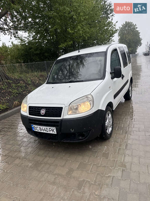 2008 fiat doblo