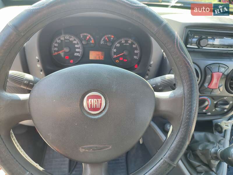 2008 fiat doblo