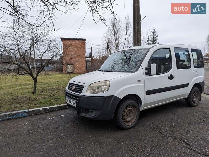2009 fiat doblo