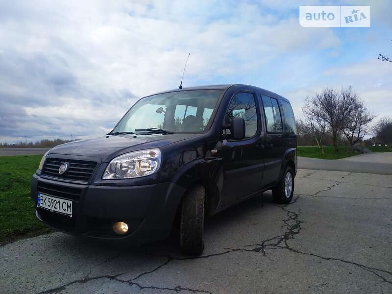 2008 fiat doblo