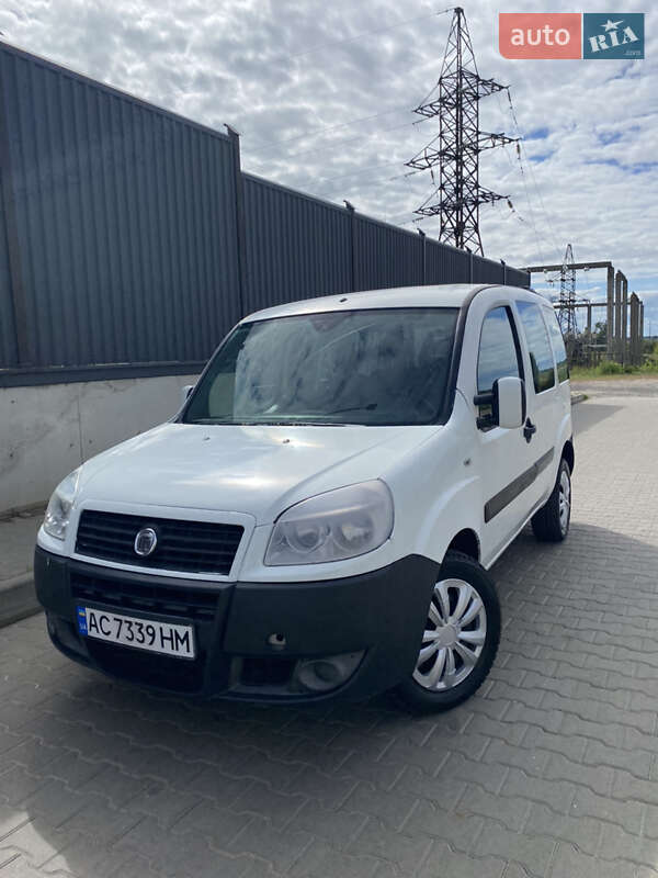 2008 fiat doblo