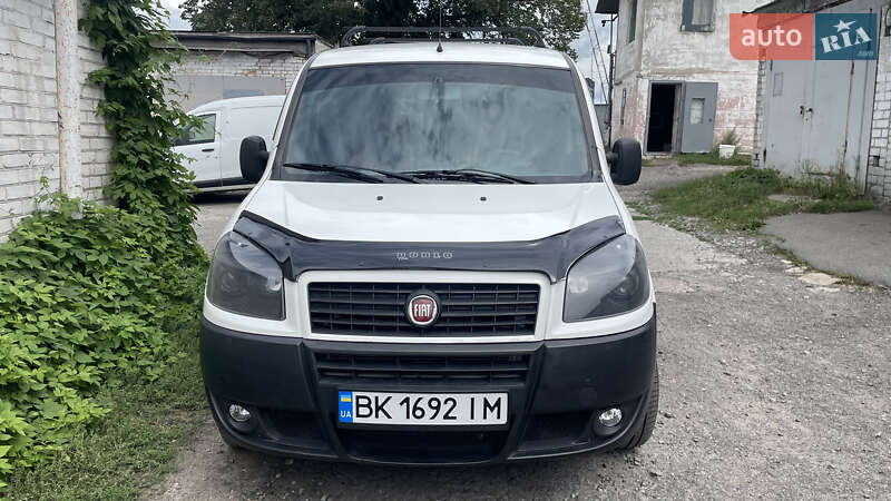 2008 fiat doblo
