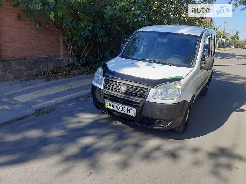 2008 fiat doblo