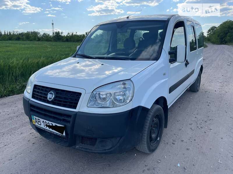 2009 fiat doblo