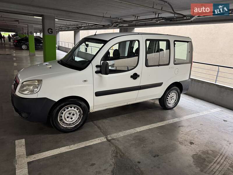 2008 fiat doblo