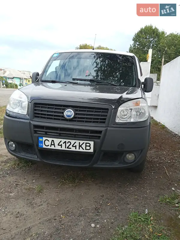 2009 fiat doblo