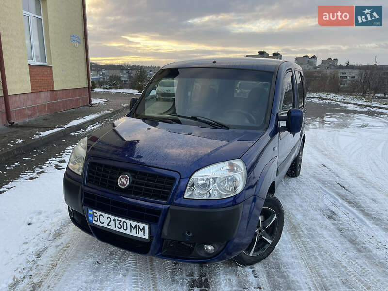 2009 fiat doblo