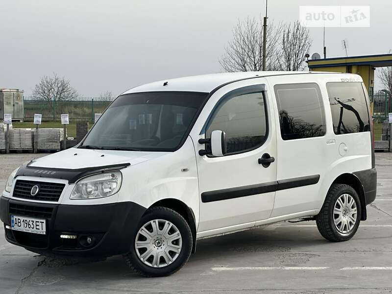 2009 fiat doblo