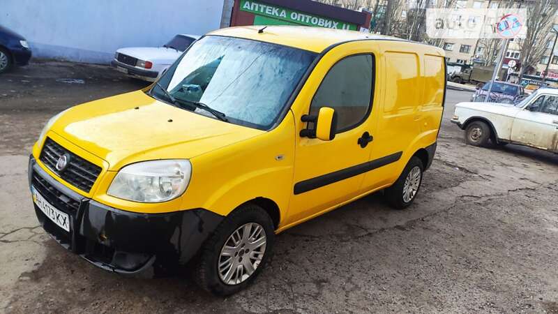 2010 fiat doblo