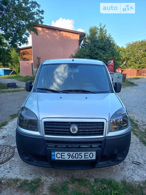 2012 fiat doblo