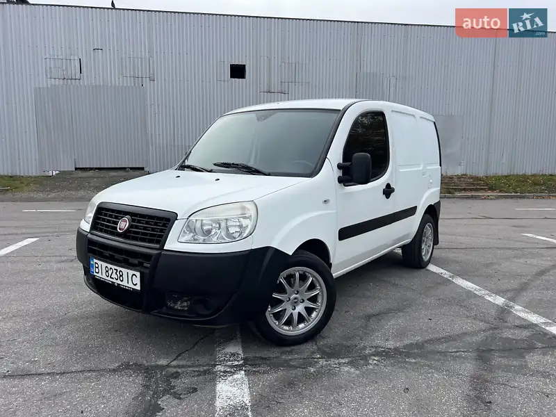 2013 fiat doblo