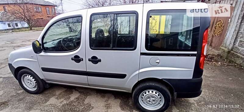 2013 fiat doblo