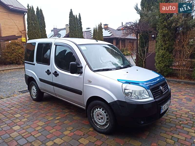 2013 fiat doblo