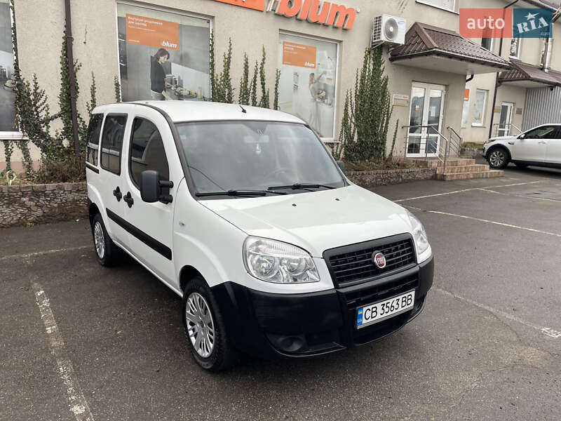 2013 fiat doblo