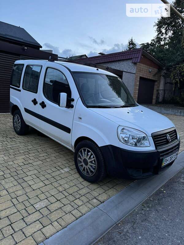 2013 fiat doblo