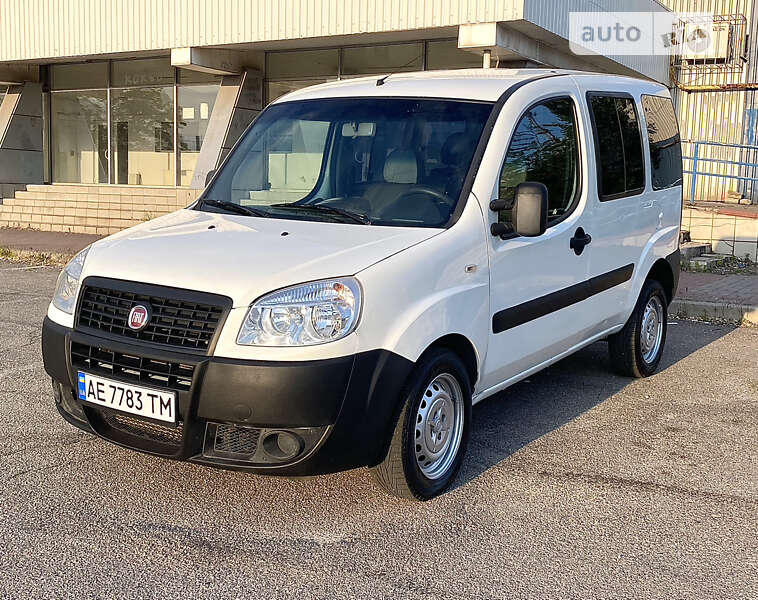 2013 fiat doblo