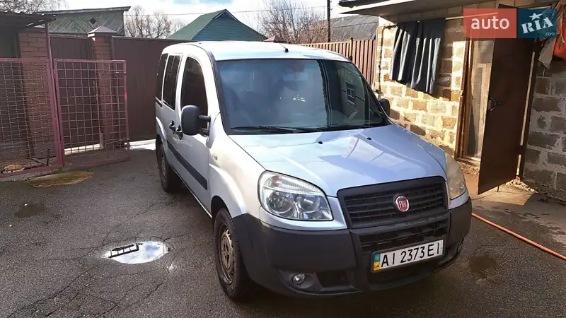 2013 fiat doblo