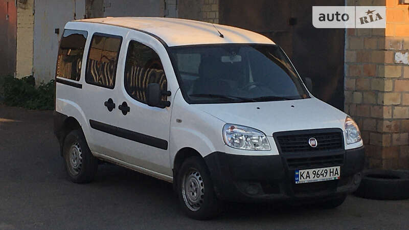 2013 fiat doblo