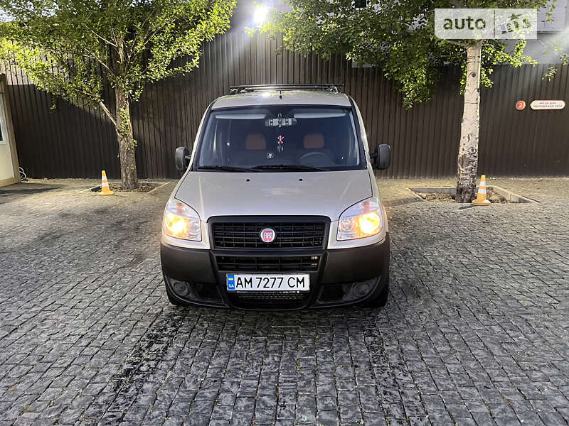 2015 fiat doblo