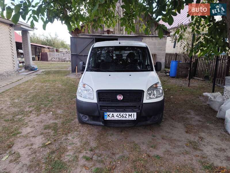 2015 fiat doblo