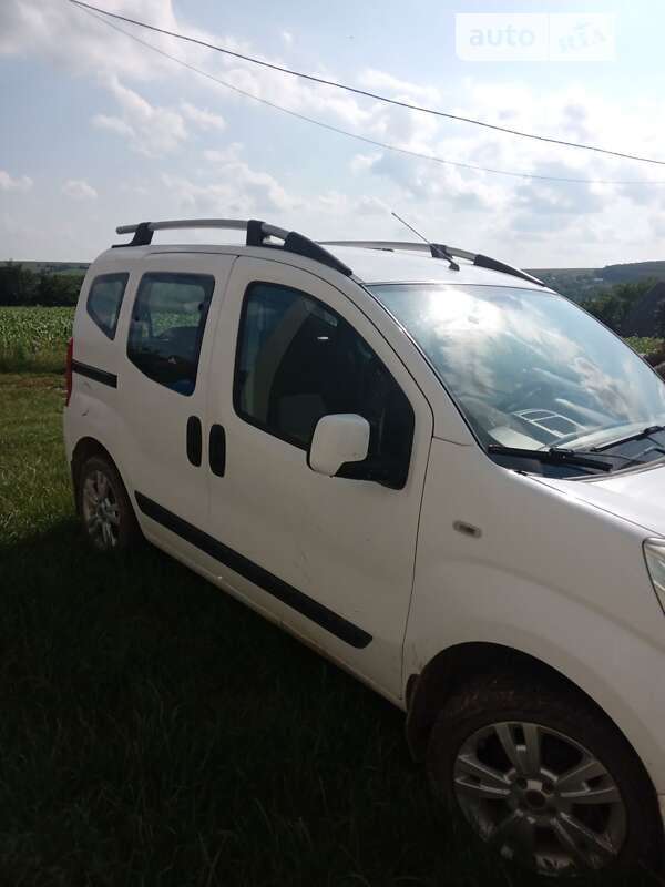 2009 fiat qubo