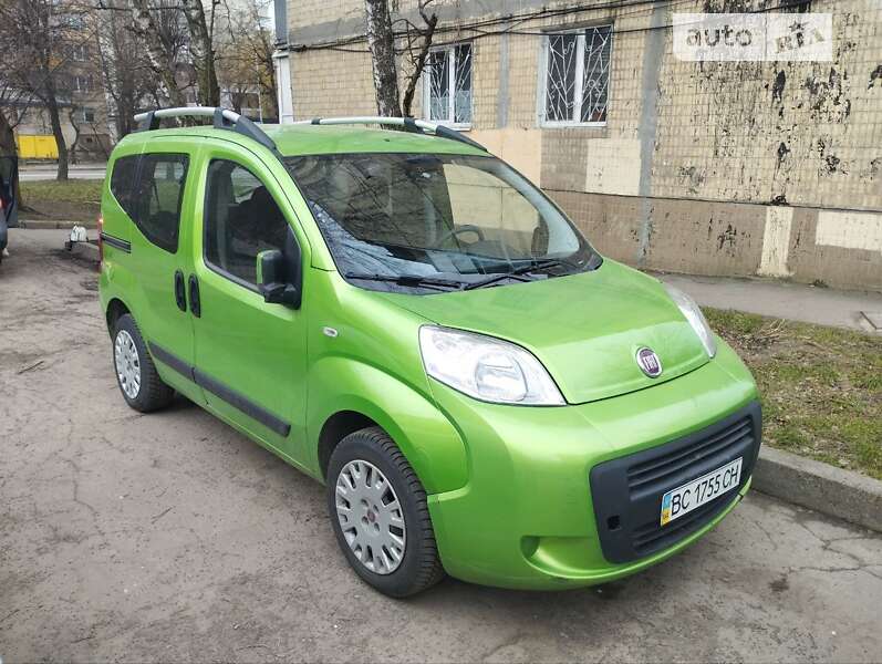2010 fiat qubo