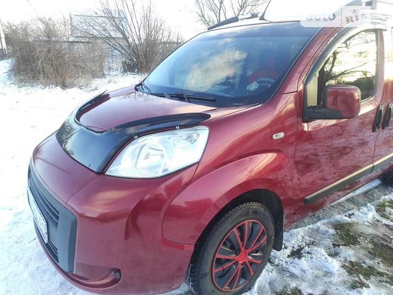 2009 fiat qubo