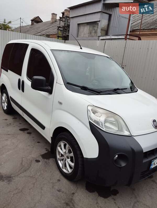 2011 fiat fiorino
