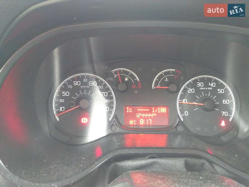 2013 fiat doblo
