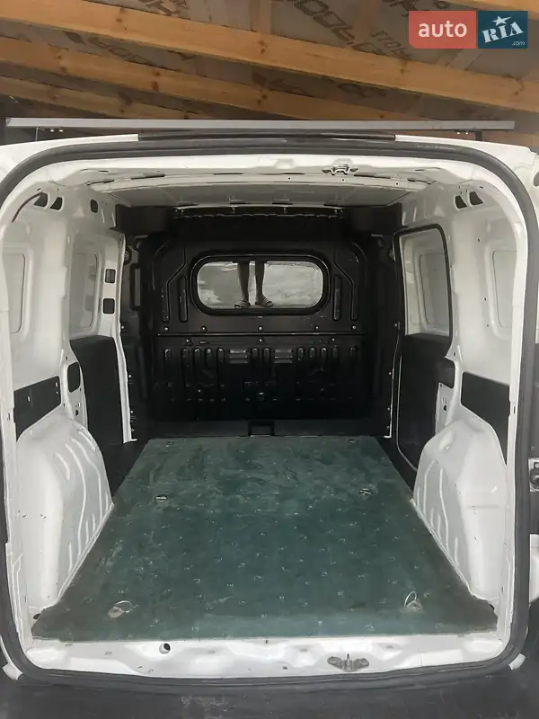 2013 fiat doblo