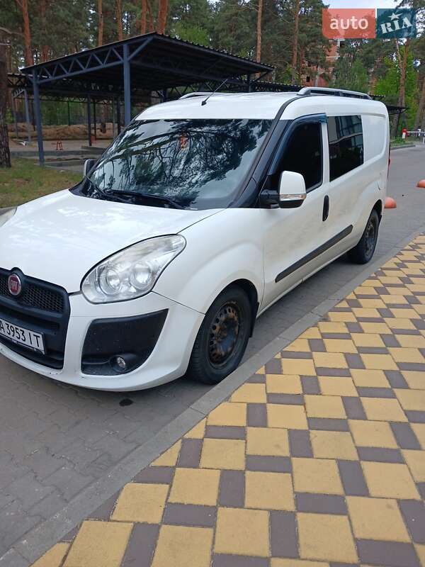 2013 fiat doblo