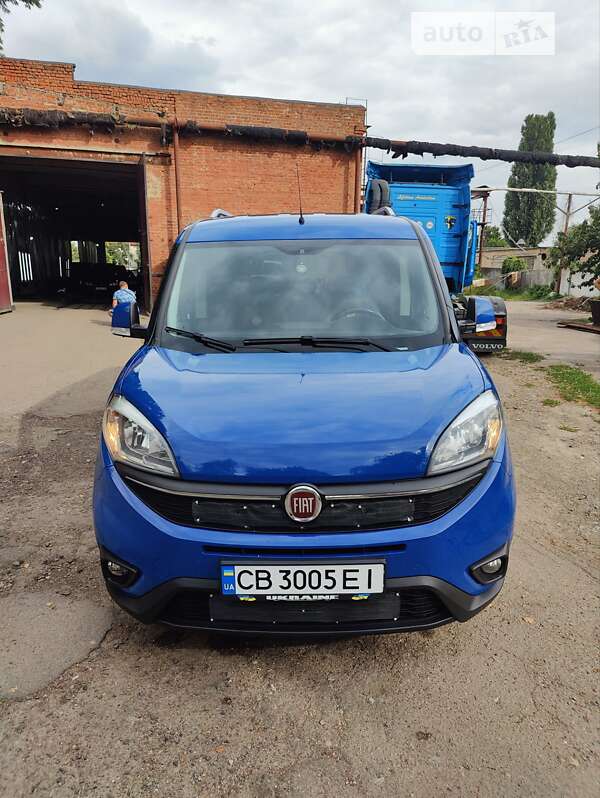 2015 fiat doblo
