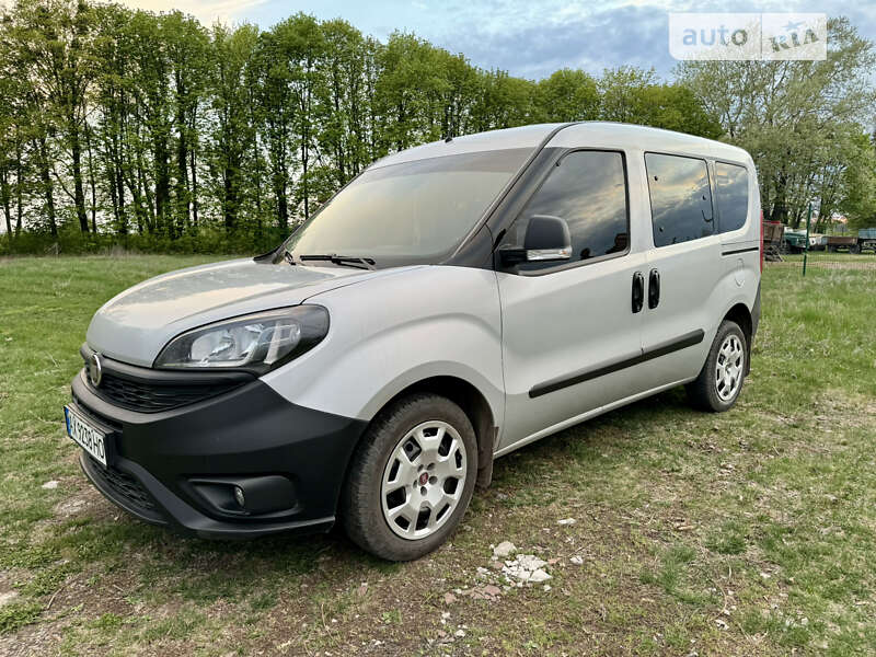 2018 fiat doblo