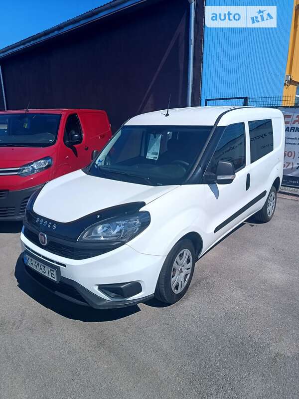 2019 fiat doblo